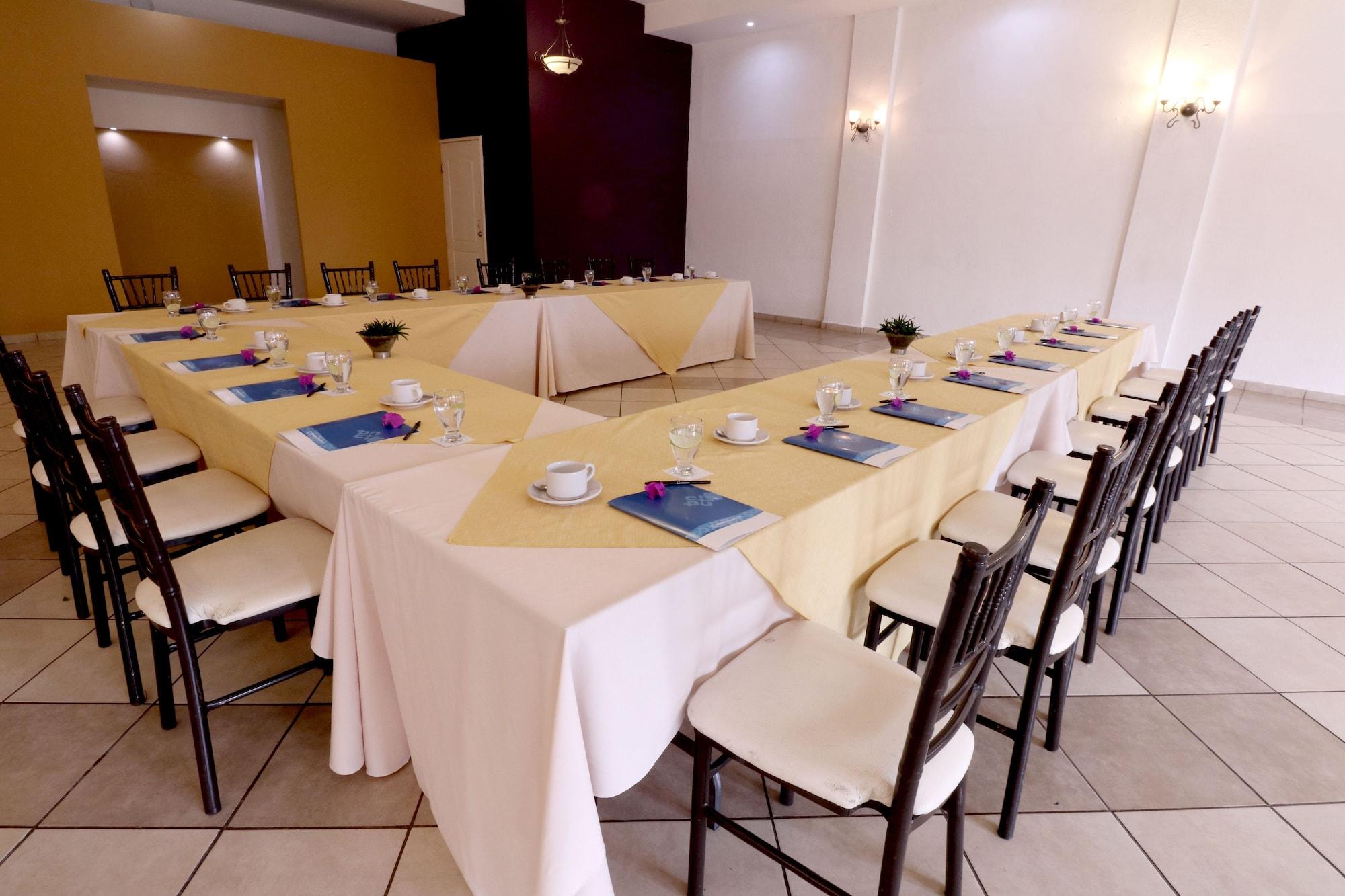 Mision Express Saltillo Eksteriør bilde